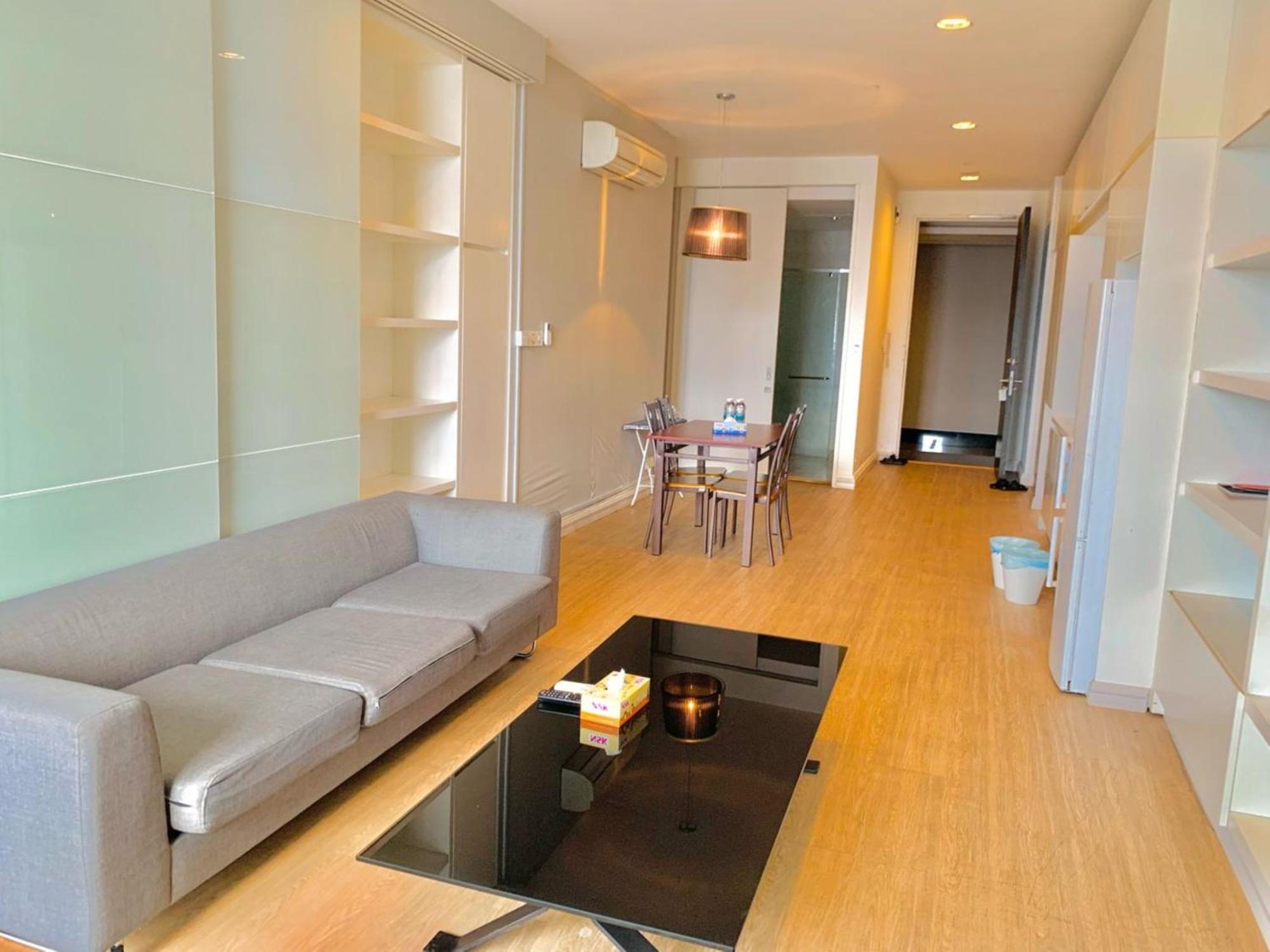 Platinum Klcc Family Apartemen