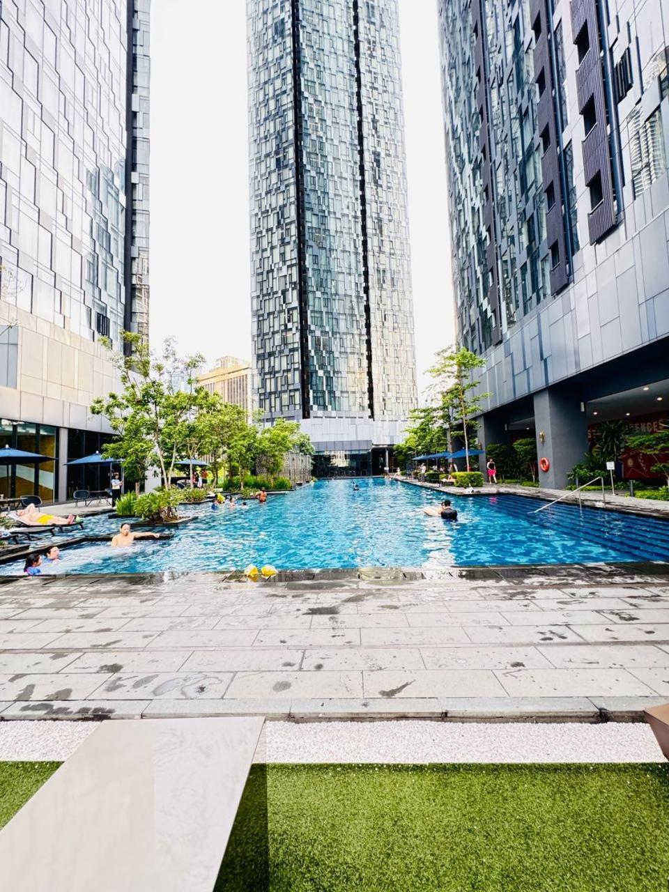 Star Residences Klcc By Collective Haus * Kuala Lumpur