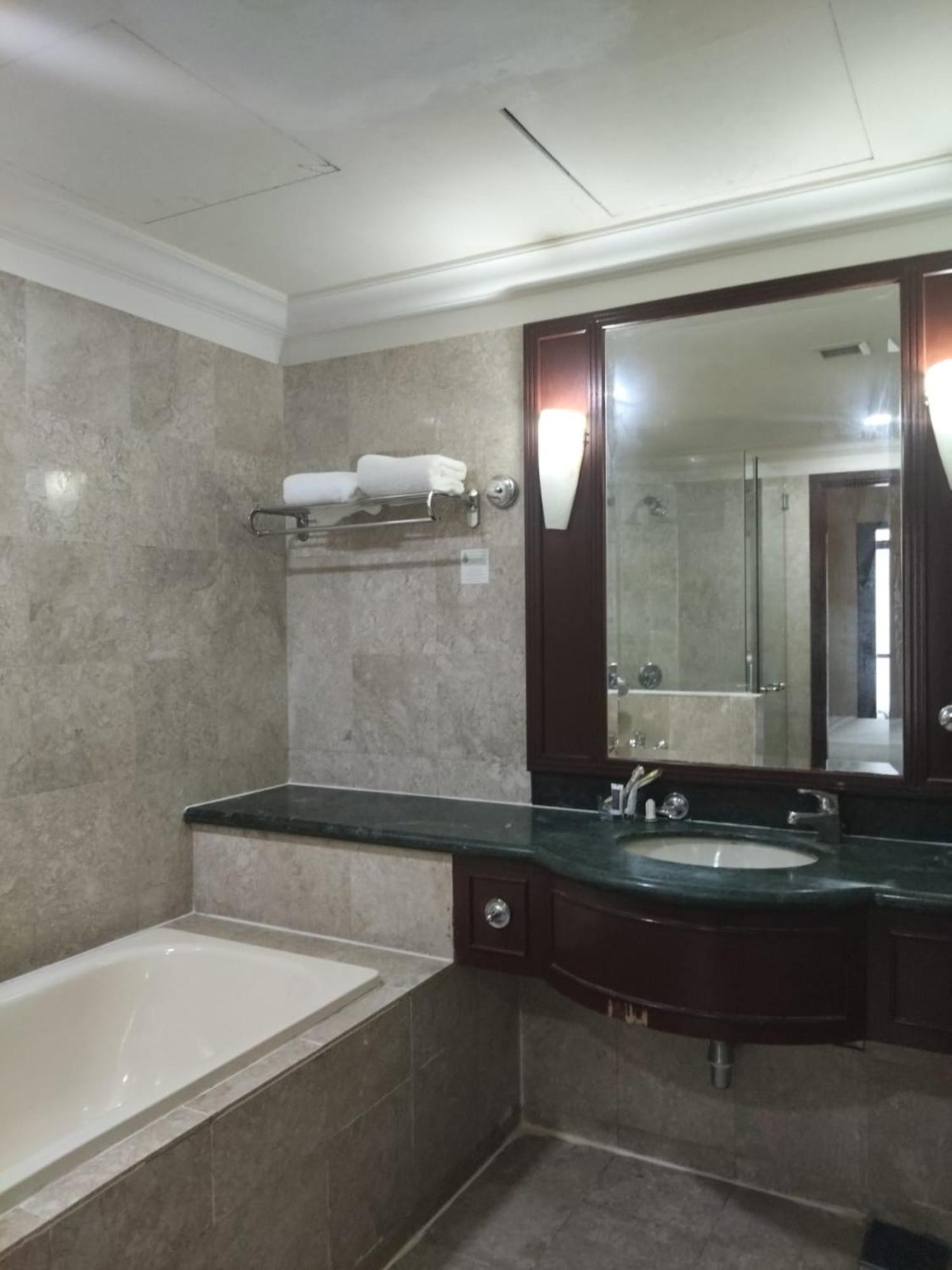 Apartment Times Square Iconic Service At Jalan Imbi