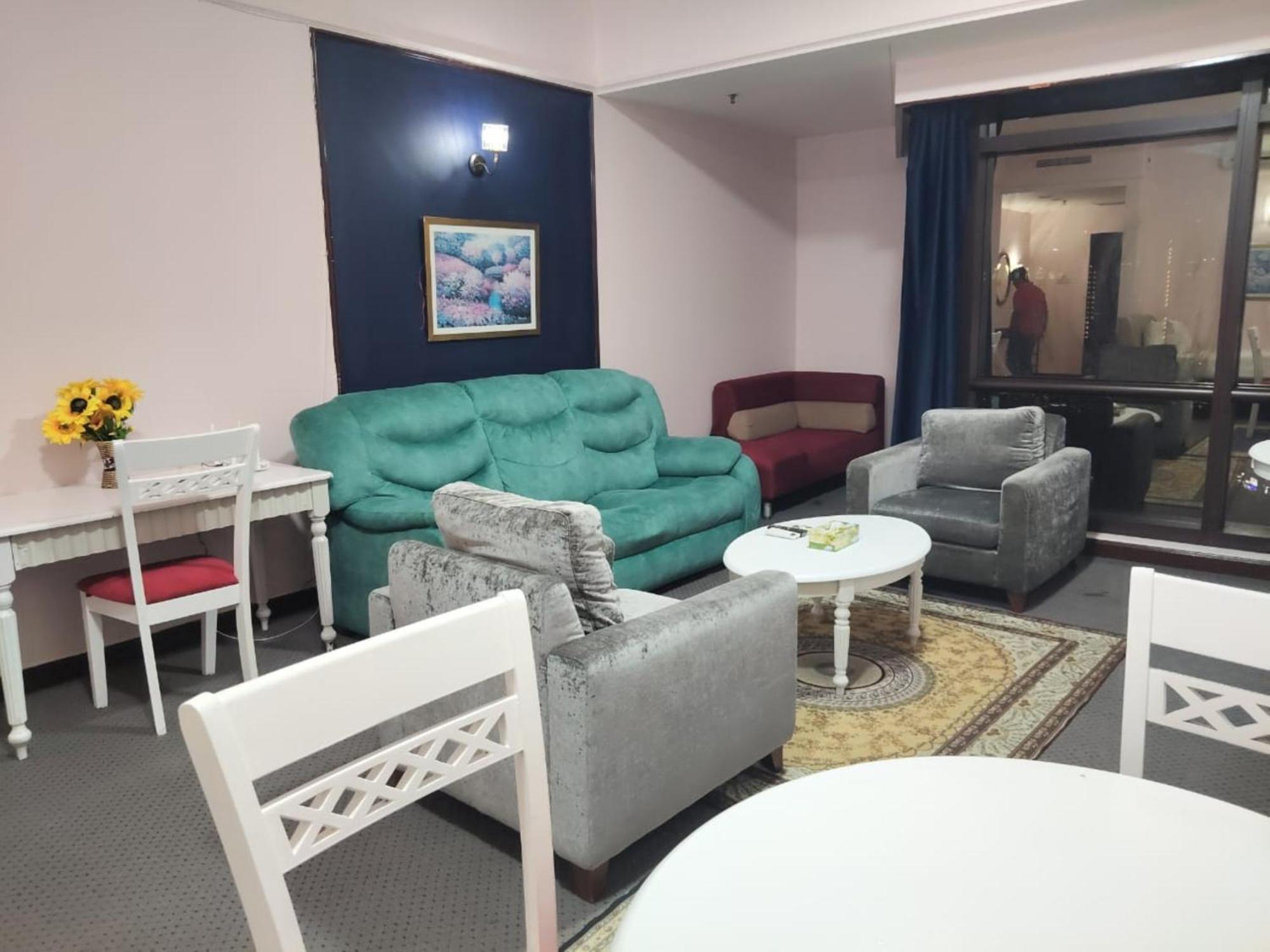 Times Square Iconic Service At Jalan Imbi Apartment