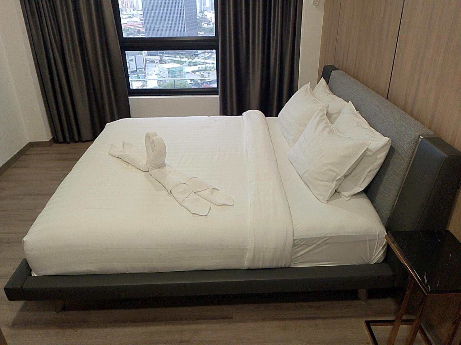 Agile Universe Suite Trx By Kl Apartment