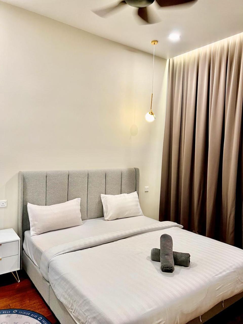 Apartment Crown The Manor Klcc Center *