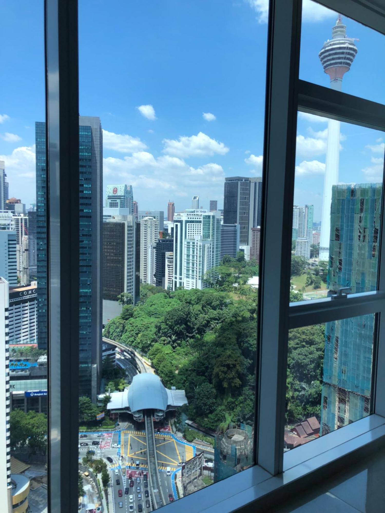Platinum Sky Rainbow Apartment