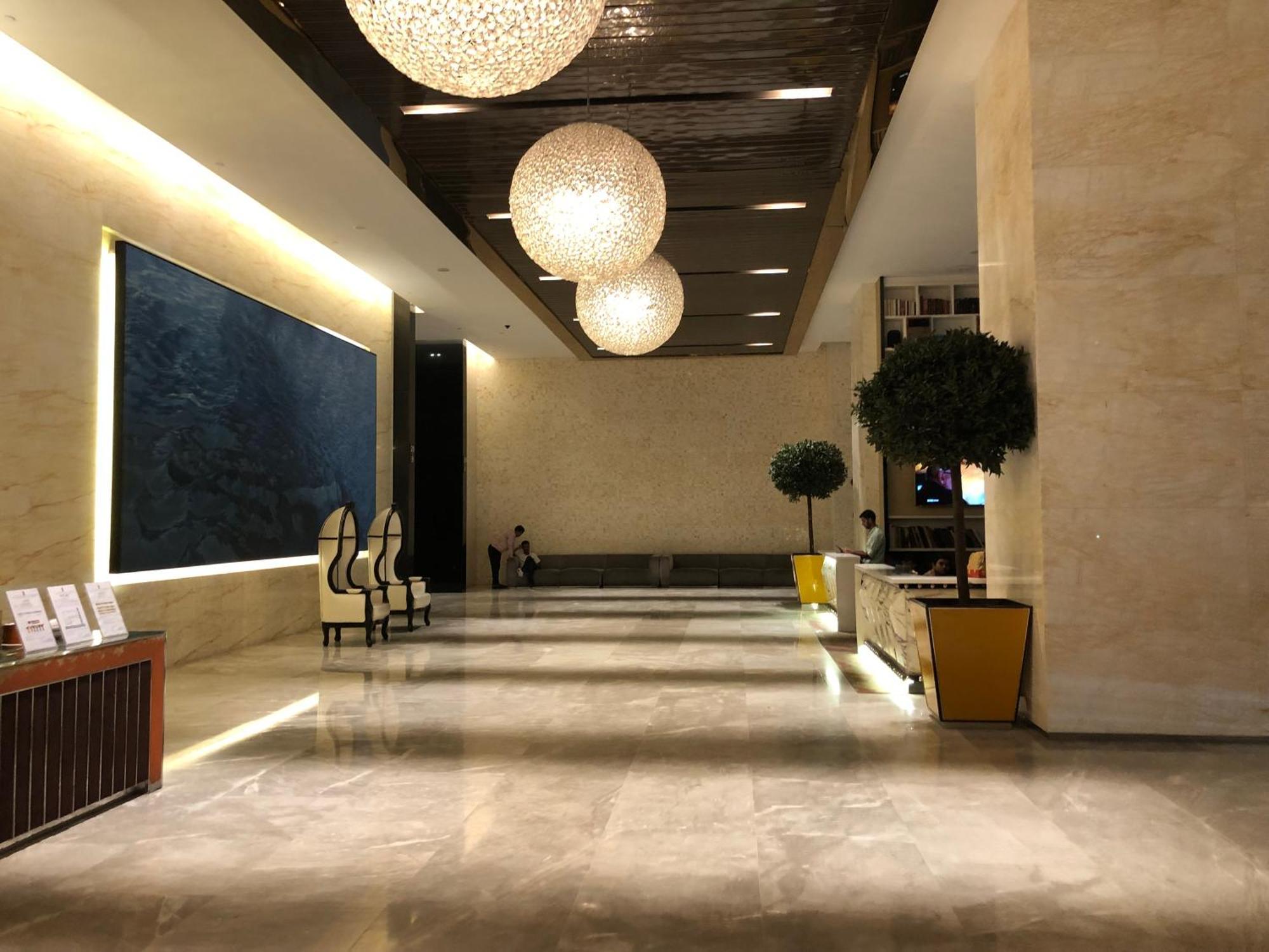 Platinum Sky Rainbow Apartment