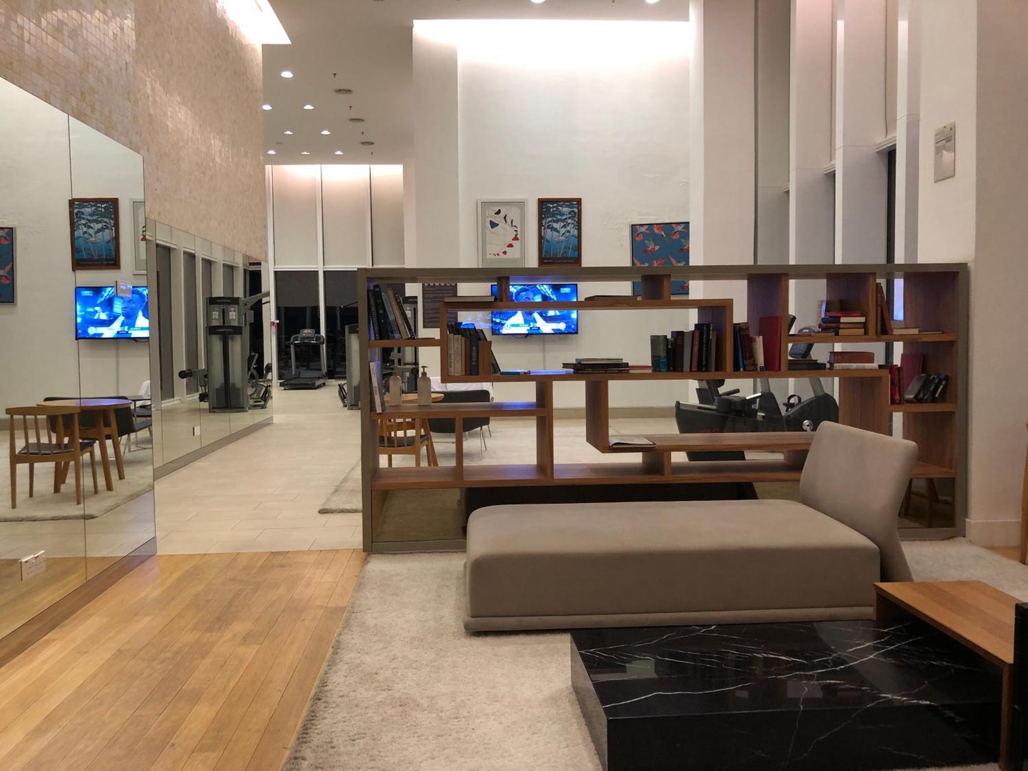 Platinum Sky Rainbow Apartment