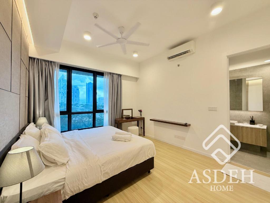 Kami Mont Kiara Residences & By Ireka Aparthotel
