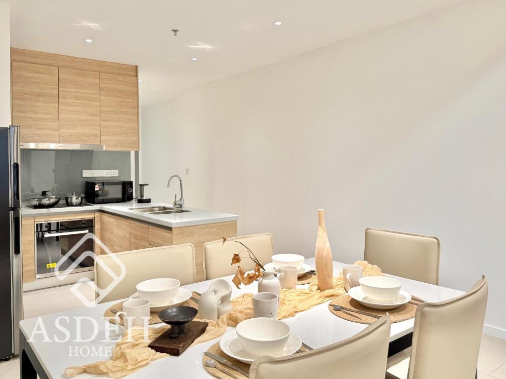 Kami Mont Kiara Residences & By Ireka Aparthotel