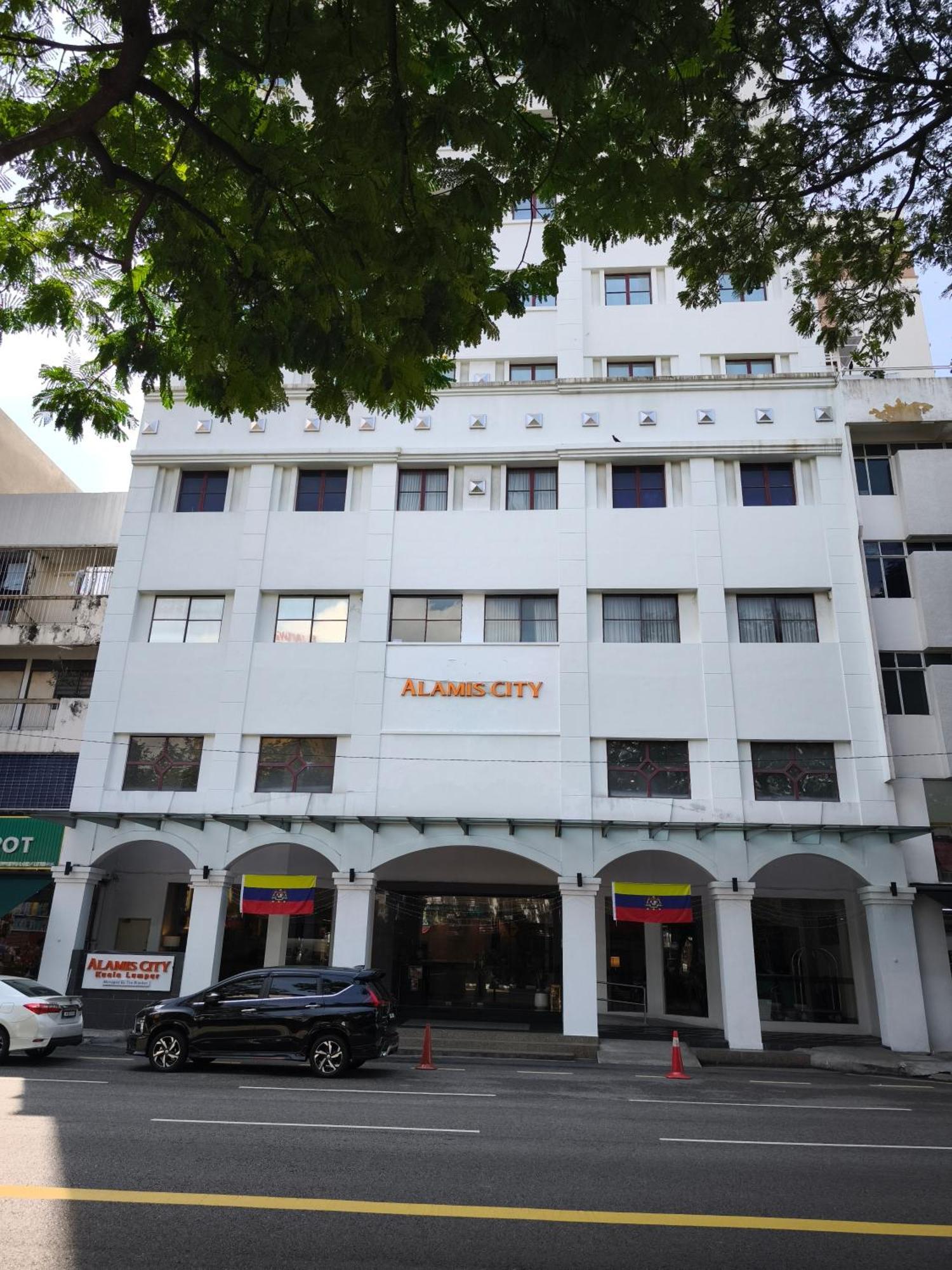 Hotel Alamis - Formerly Edc
