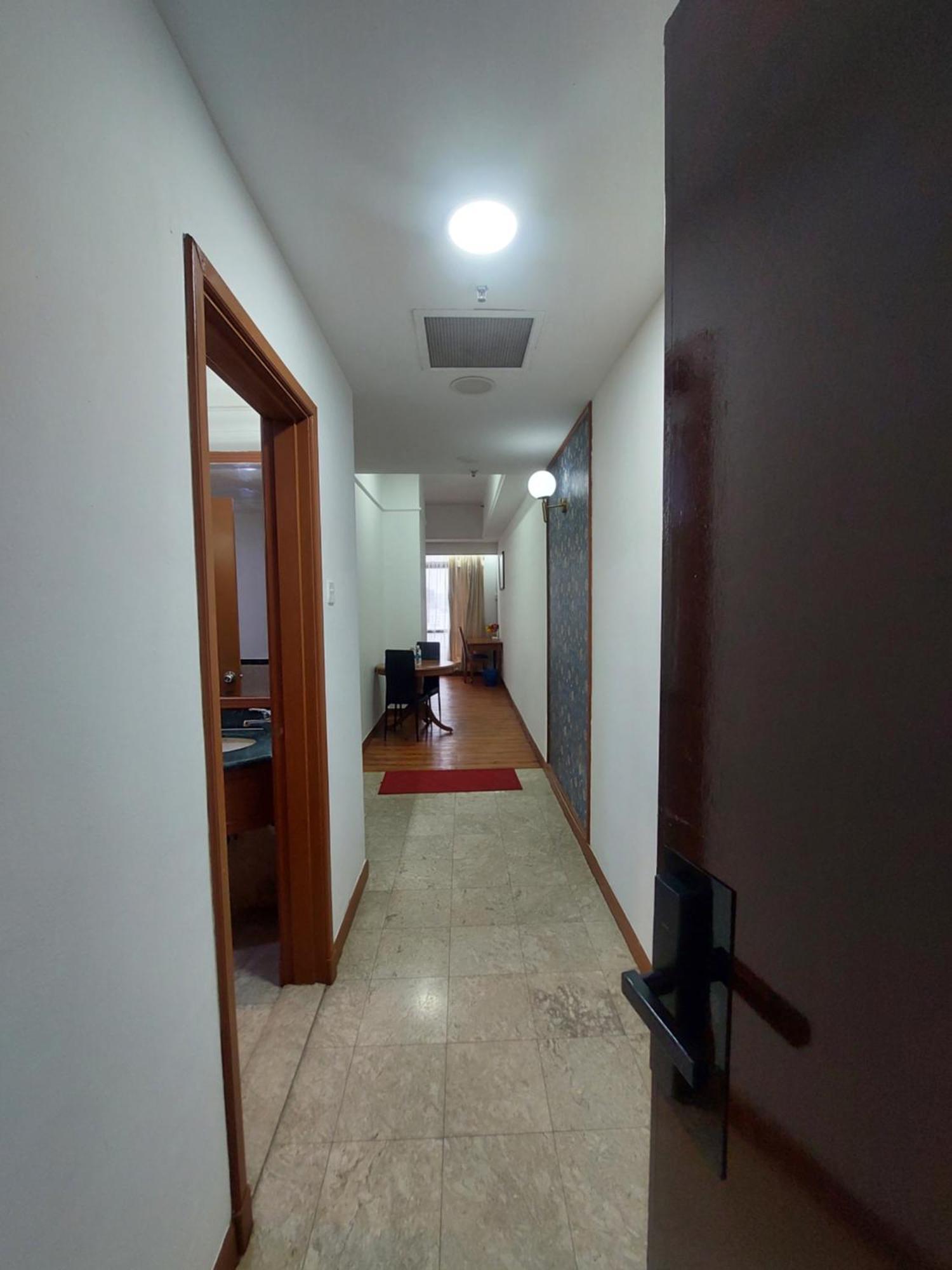 Kl Mugen Service At Times Square Apartment
