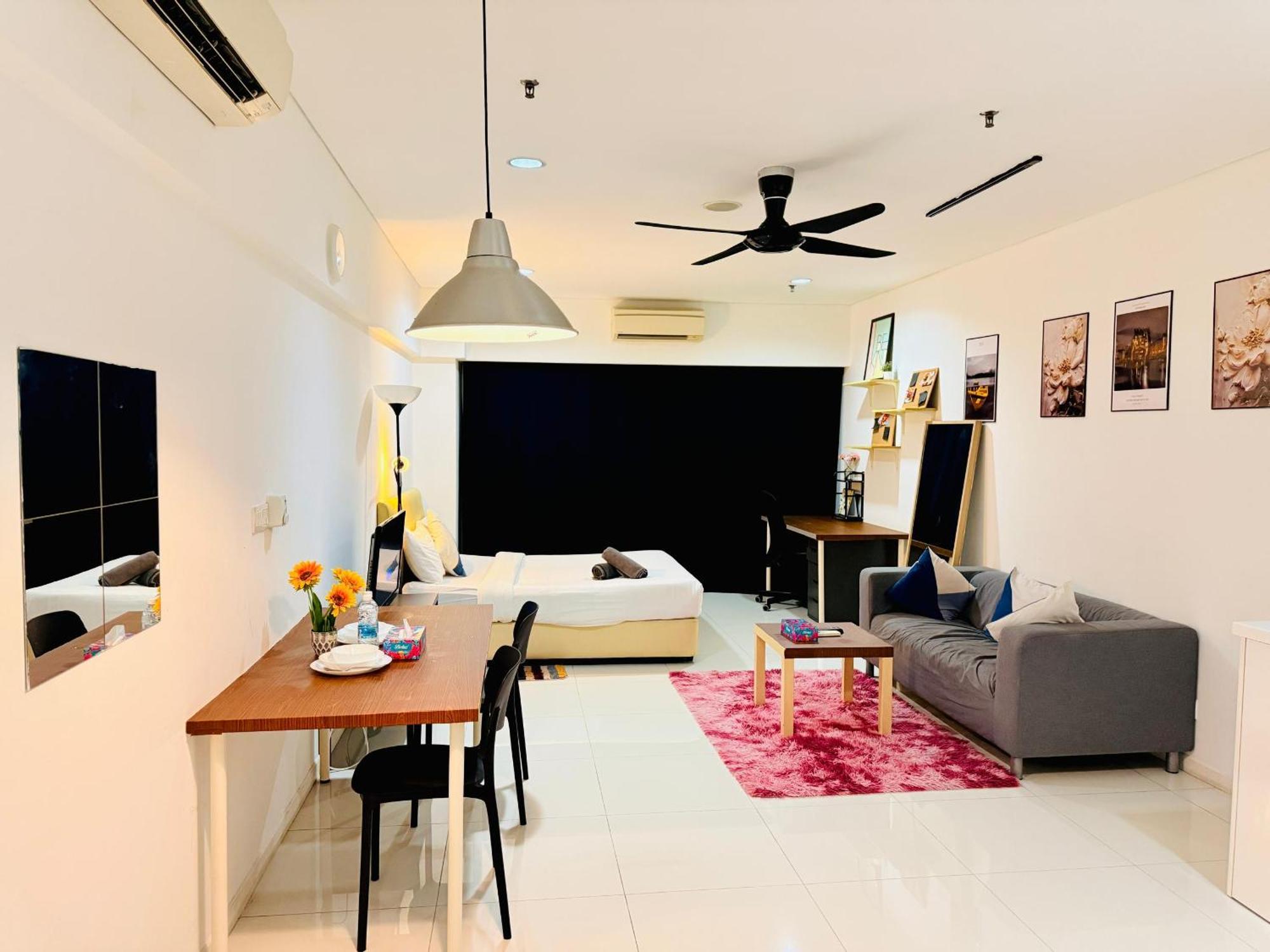 Apartment Mercu Summer Klcc By *