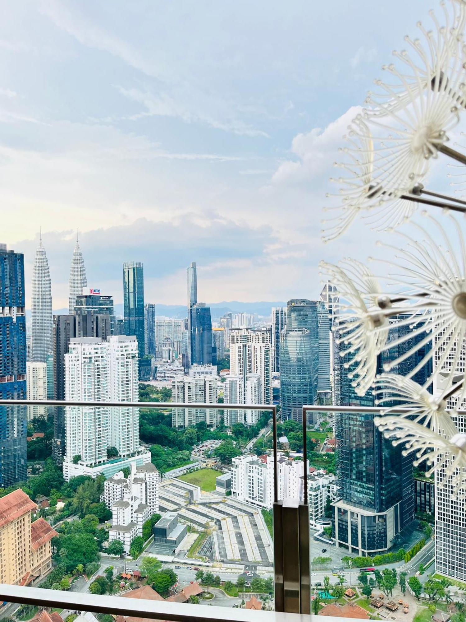 Agile Residences By Luna
