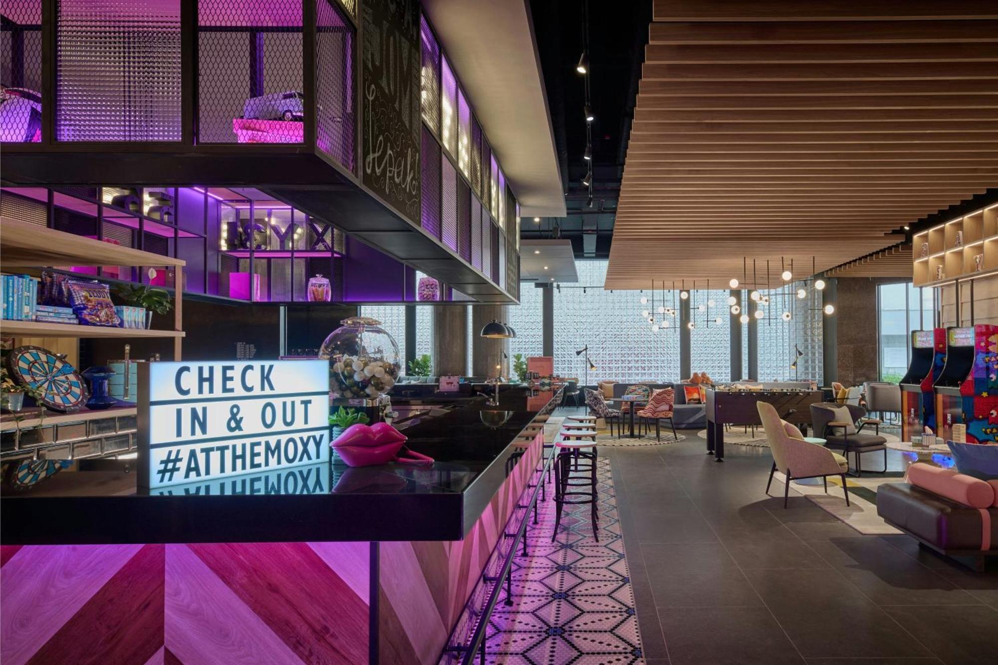 Moxy Chinatown