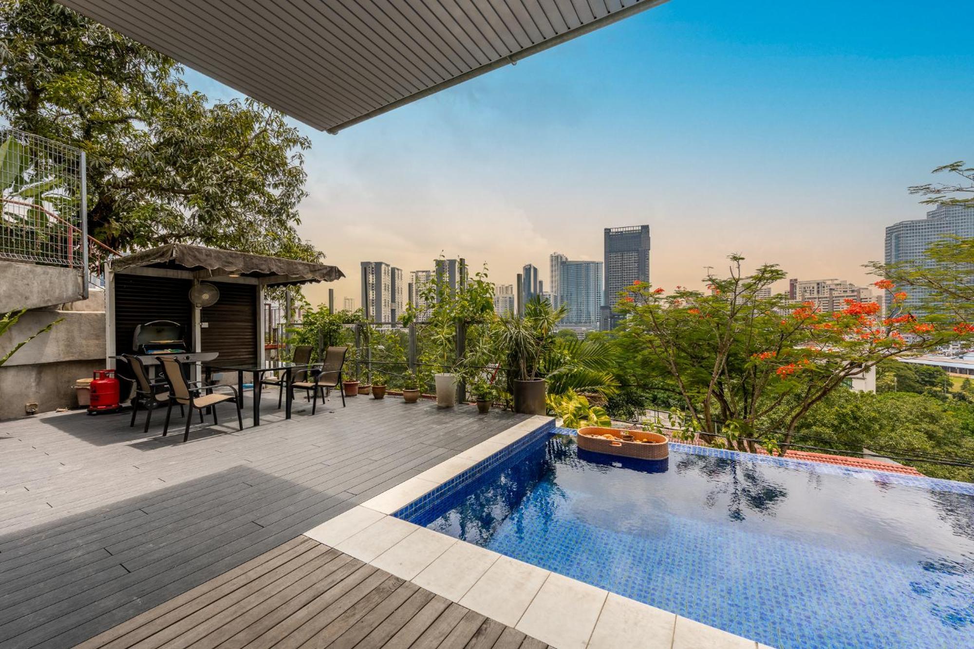 Villa Flame Of The Forest Retreat 38pax 8r7b Pool *