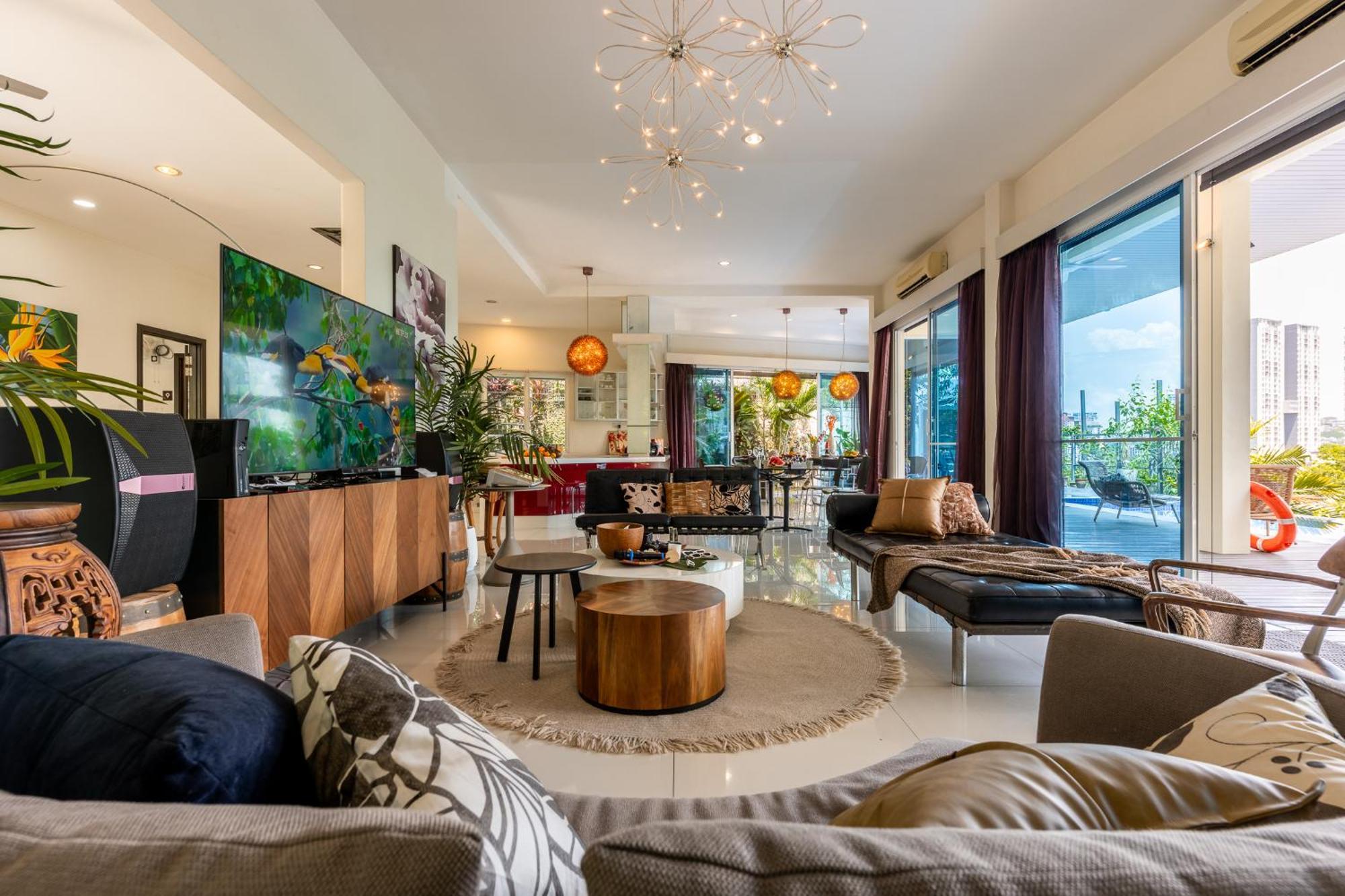 Villa Flame Of The Forest Retreat 38pax 8r7b Pool *