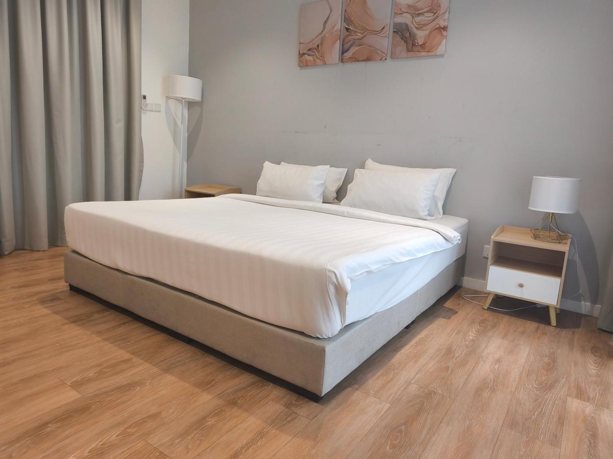 Quill Residences Luxury Klcc Apartment