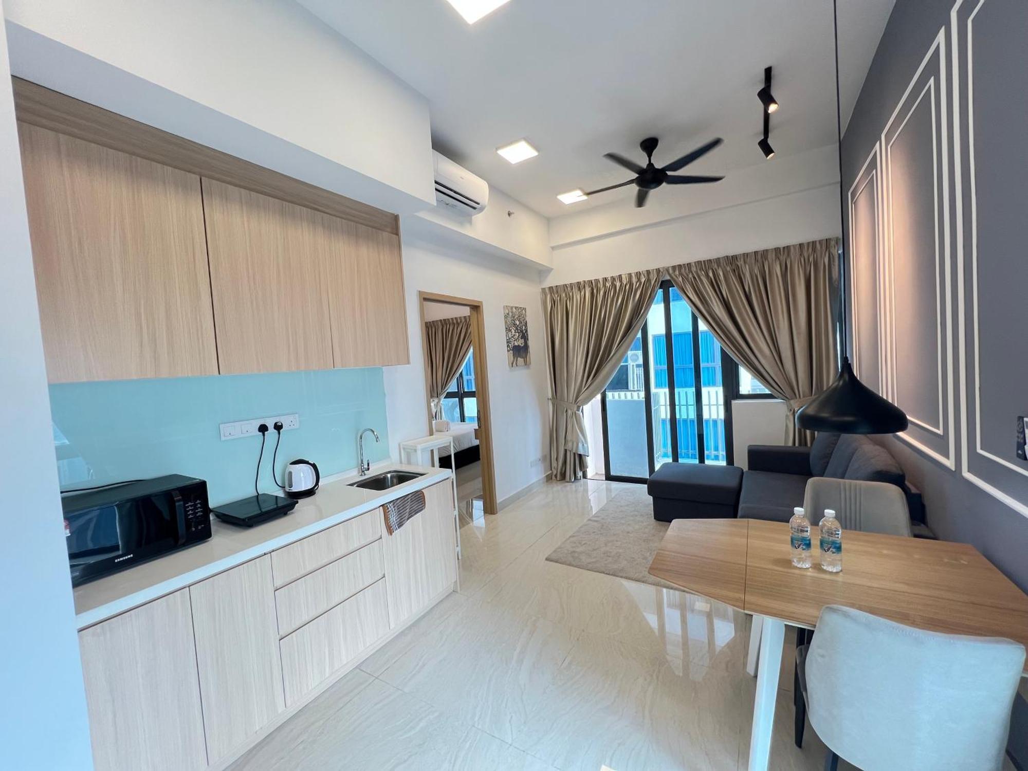 Colony Service Klcc At Sky World Apartment *