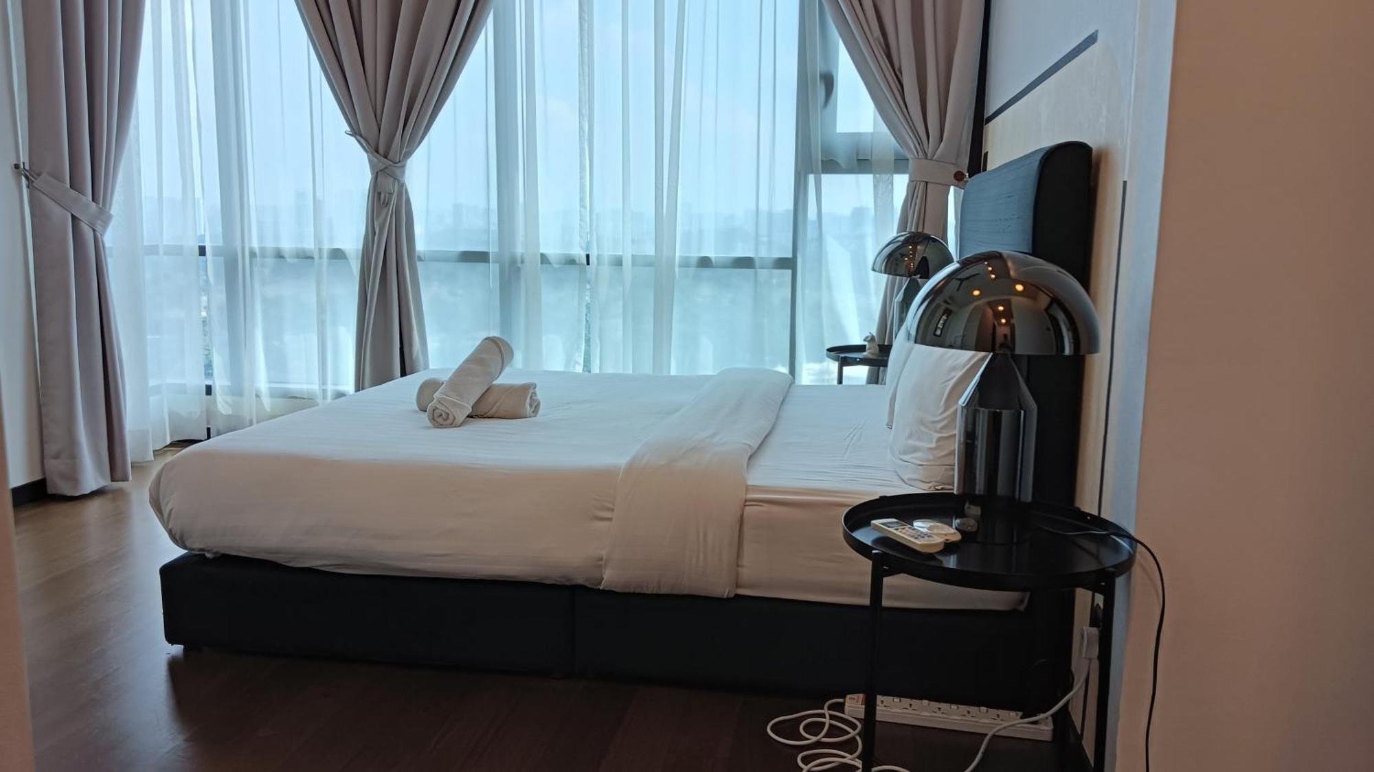 Apartment At Opus