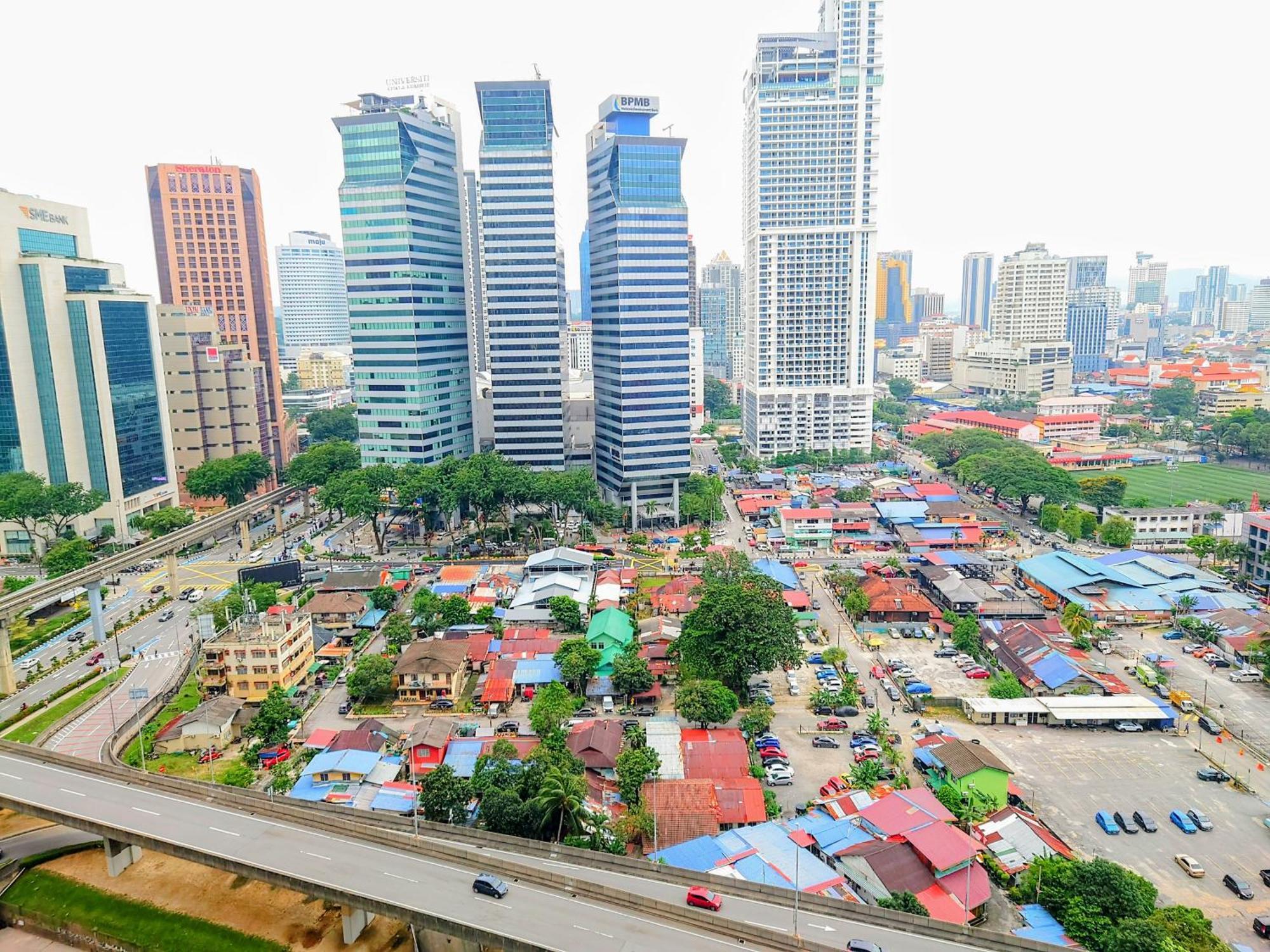 Hotel At Klcc Mercu Summer 4*