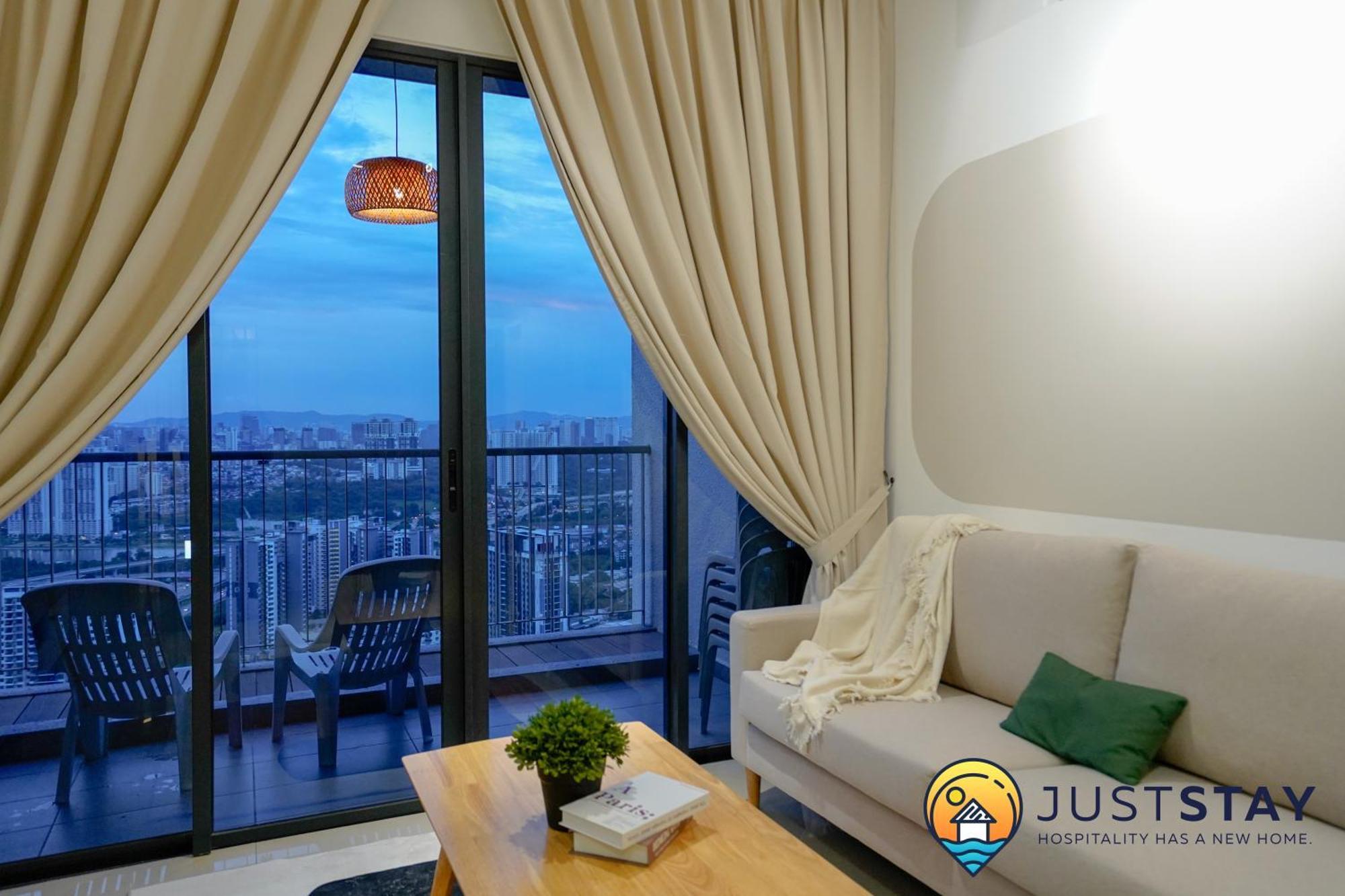 Apartment Desa Petaling By Just *