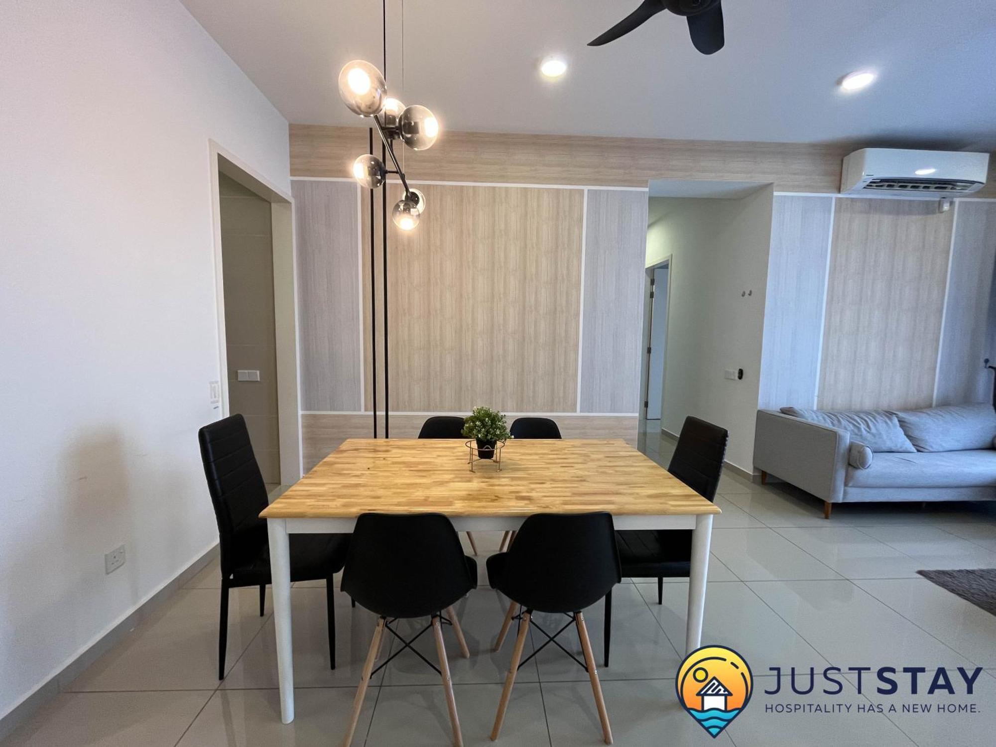 Apartment Desa Petaling By Just *
