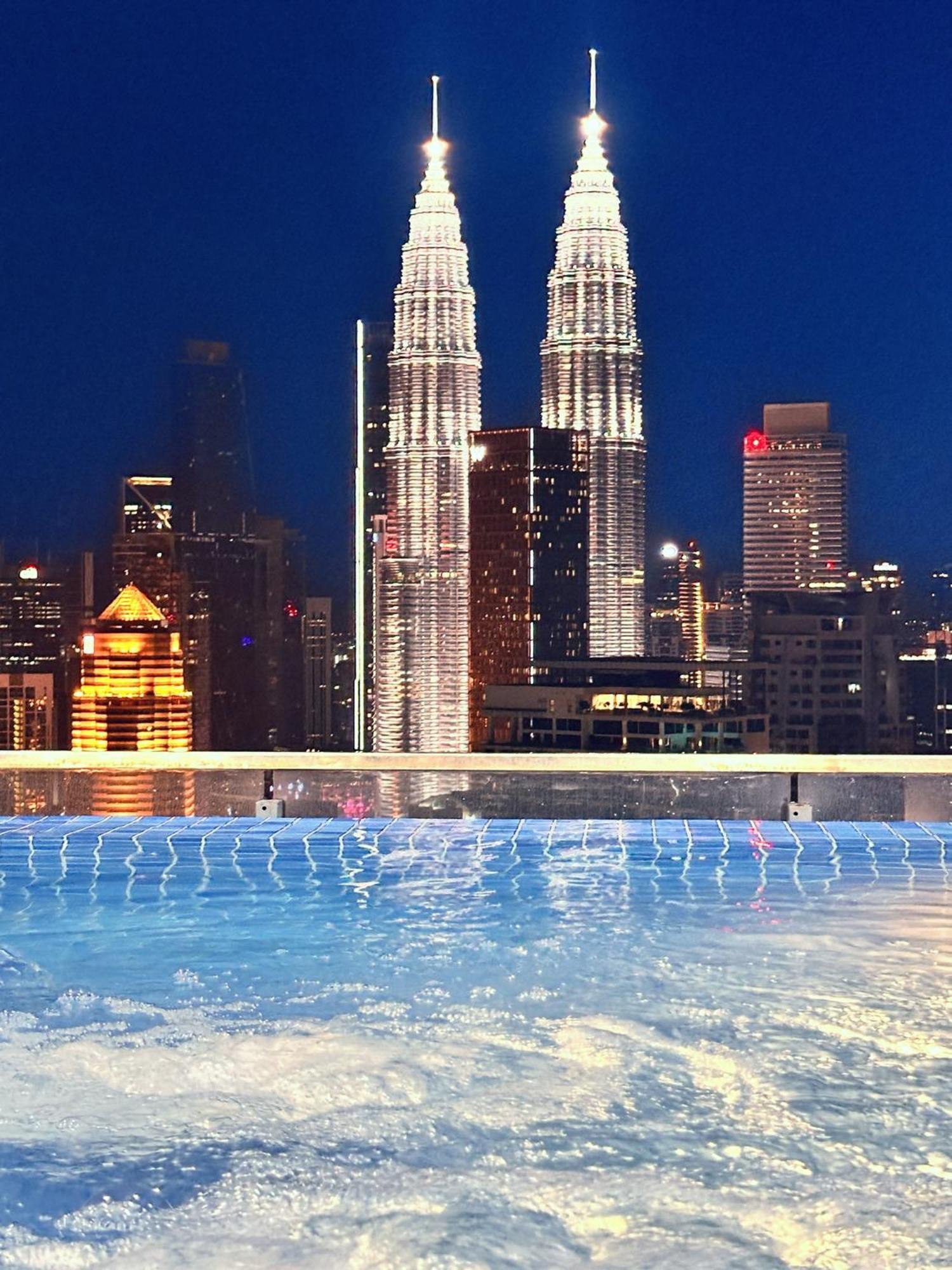 Apartment The Luxe Infinitum Klcc View By Kl Kuala Lumpur