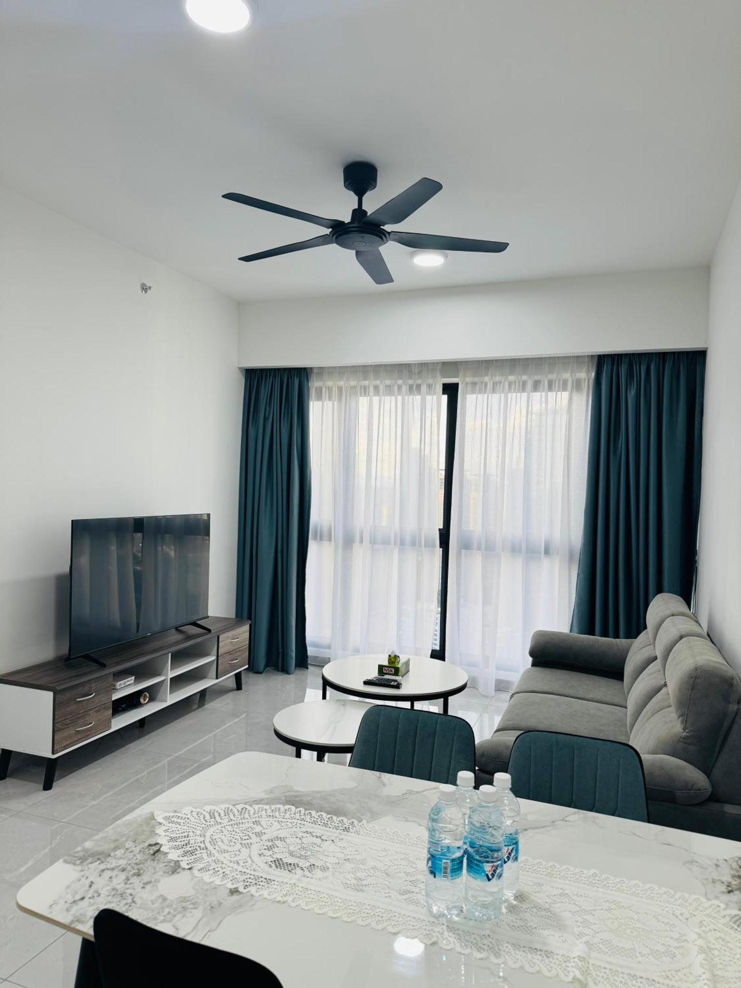 Agile Luxury Malaysia Căn hộ Kuala Lumpur
