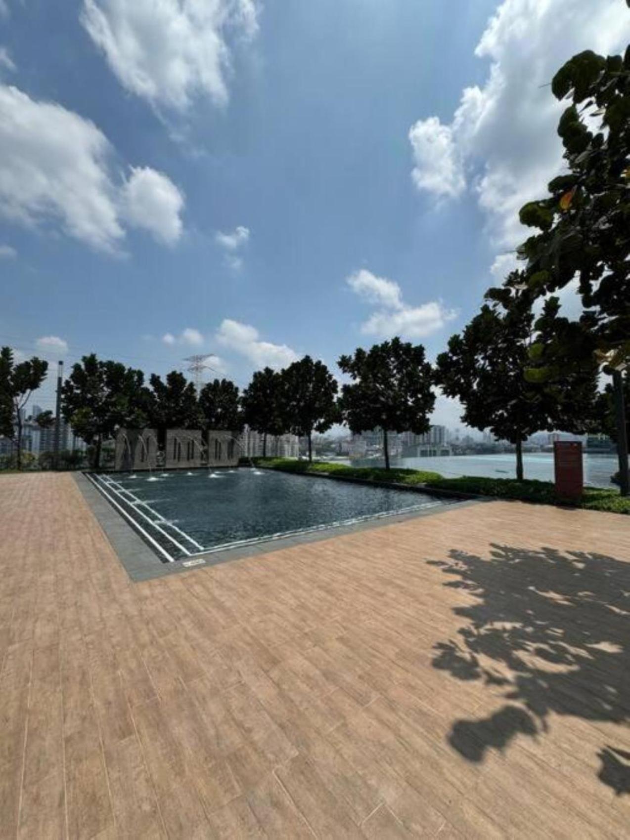 M Vertica By Dynasty Apartment *