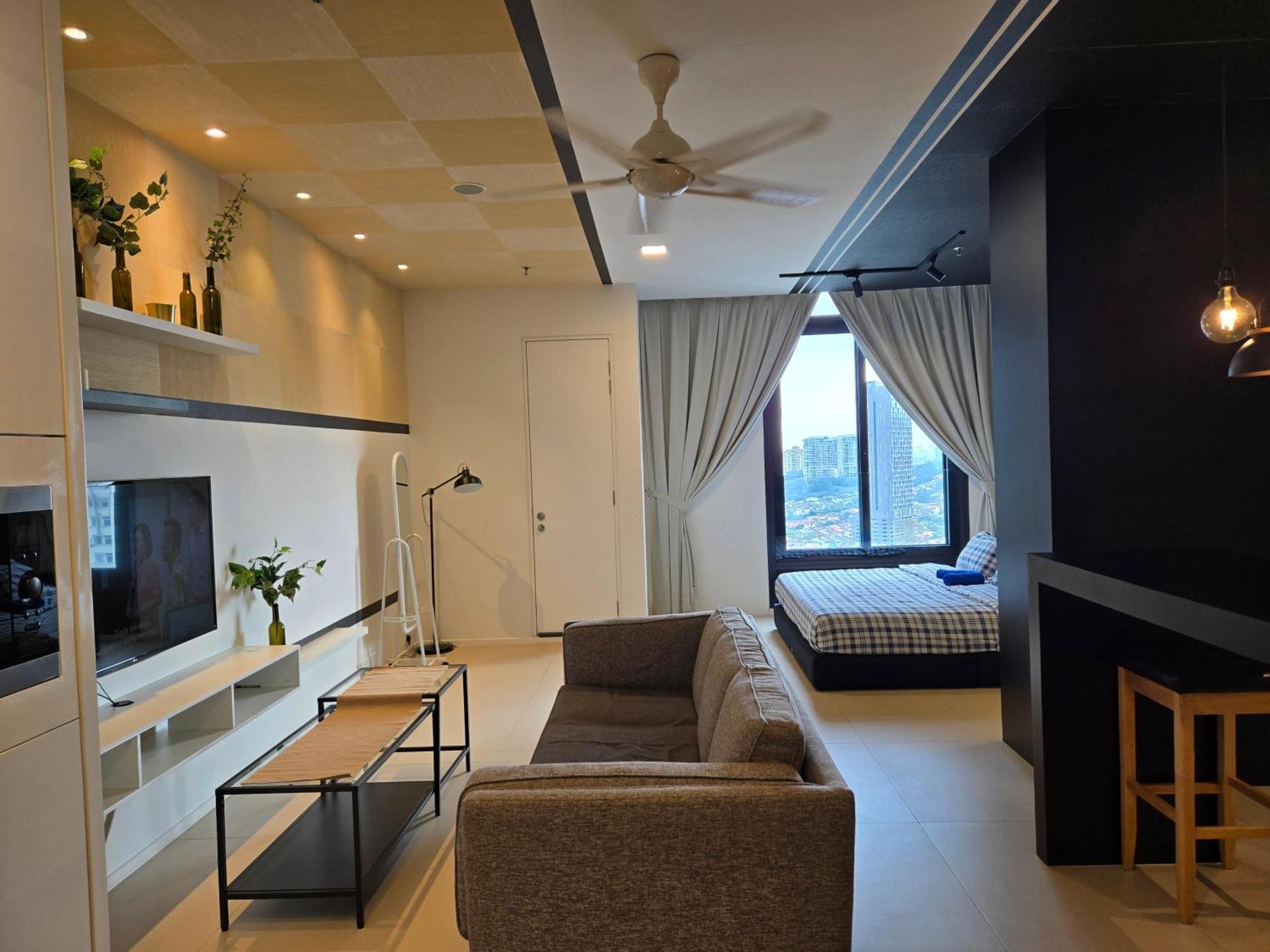 Arcoris Mont Kiara Apartment *