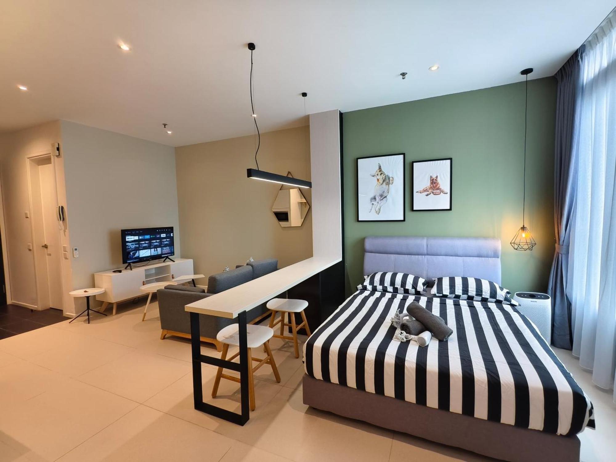 Apartment Arcoris Mont Kiara *