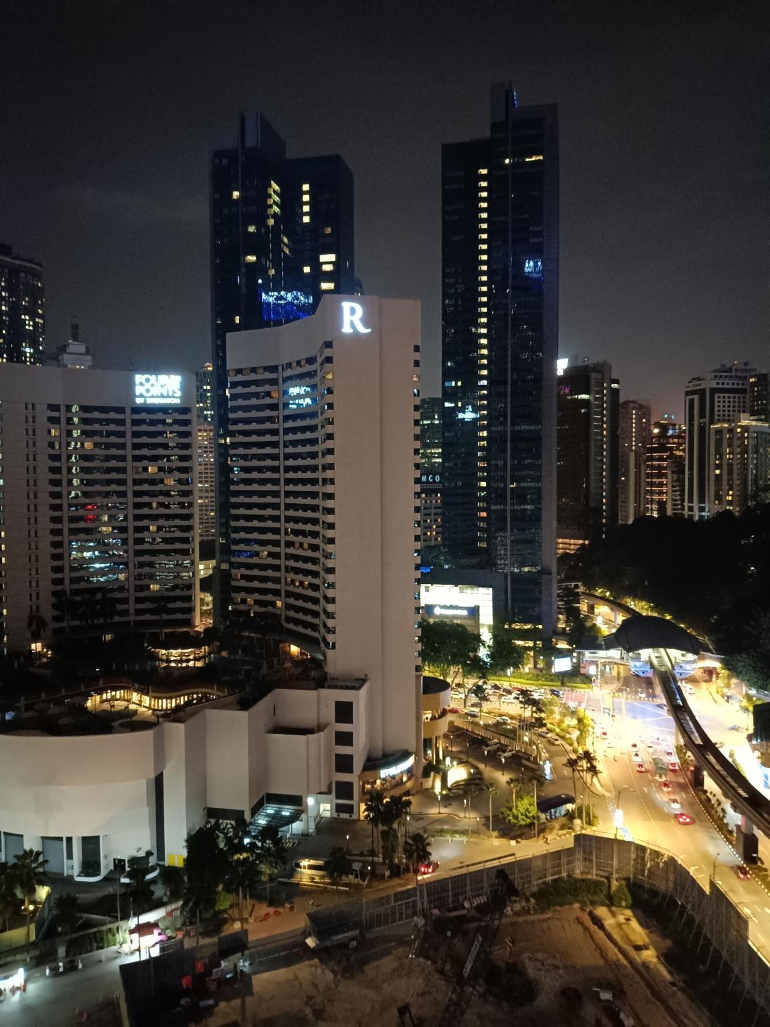 Platinum Klcc By Eyt * Kuala Lumpur