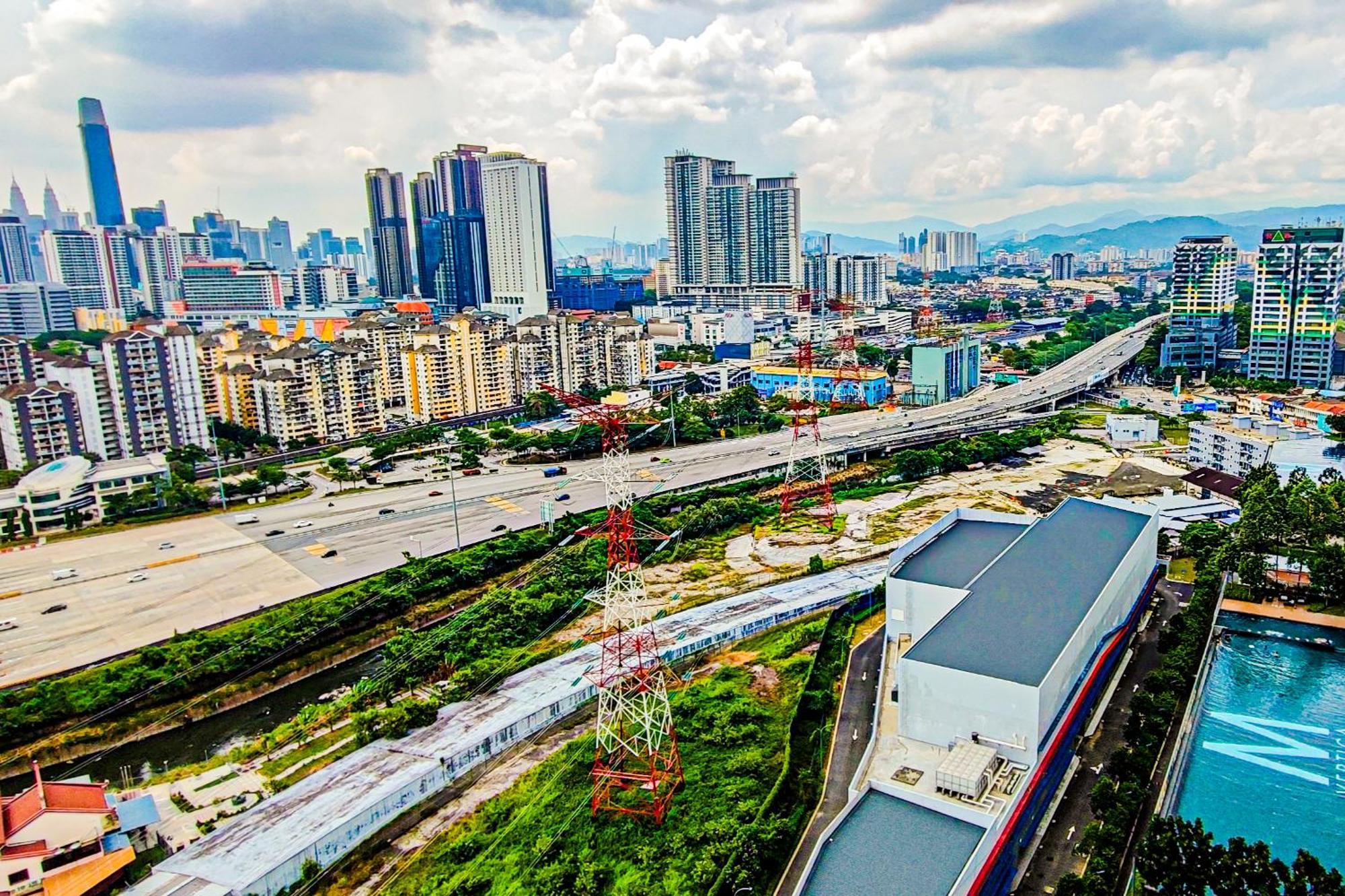 Căn hộ Sky View At M-vertica By Hck *