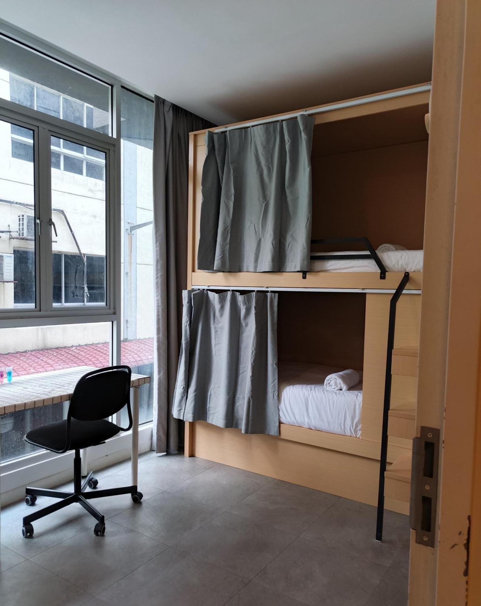 Albergue Upstairs Downstairs Coliving Kampung Pandan
