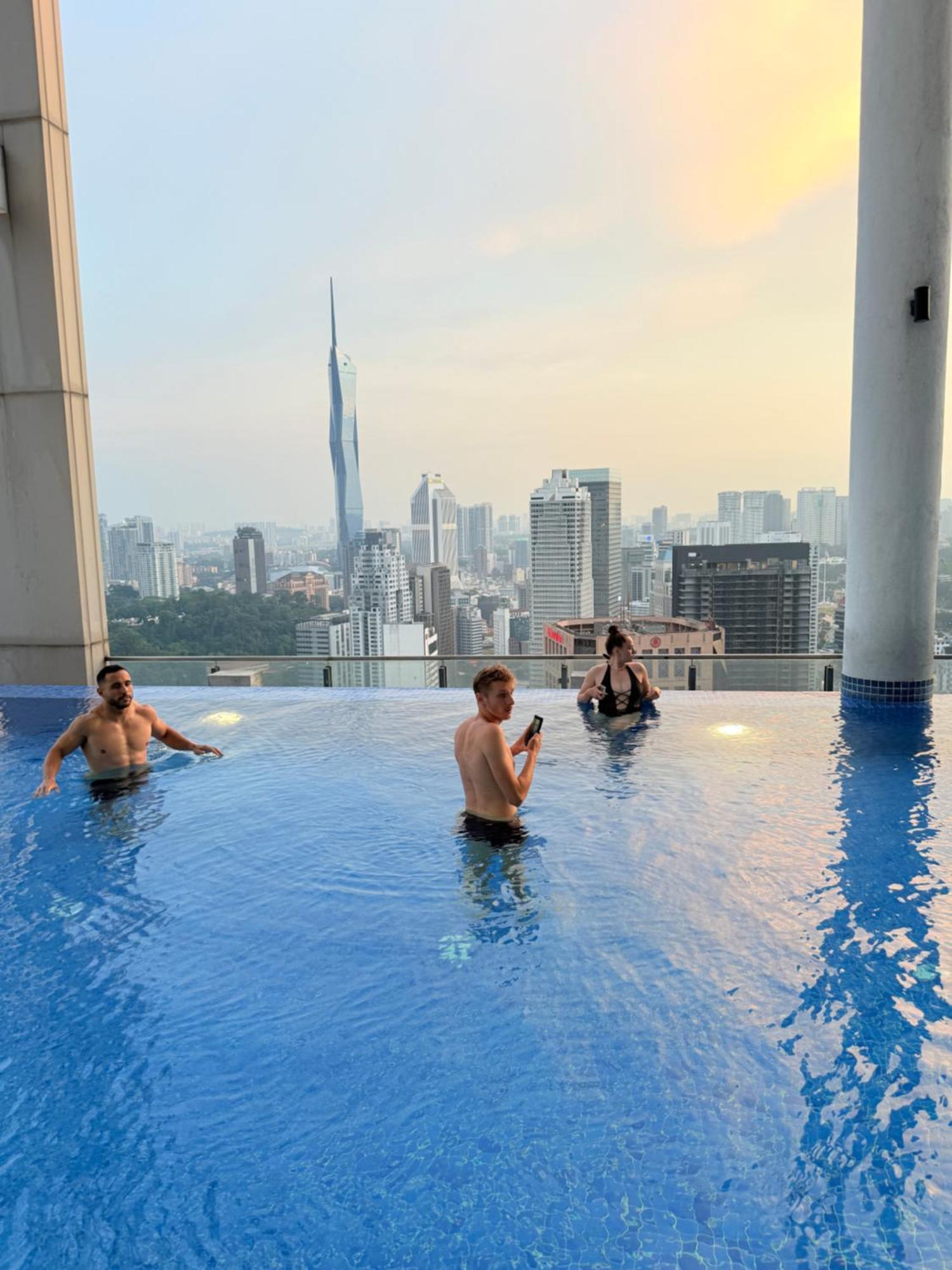 The Luxe Colony Klcc By *