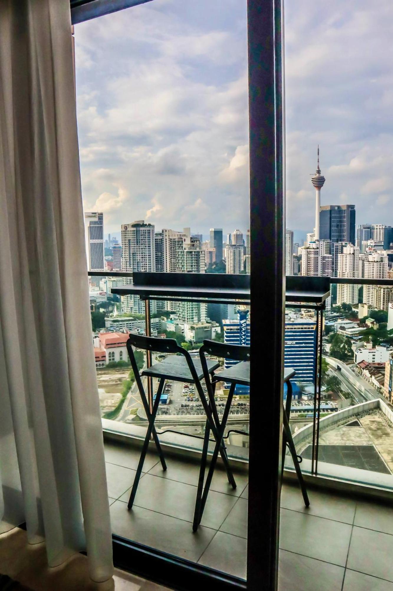 Apartment Kl 33rd Floor Klcc View