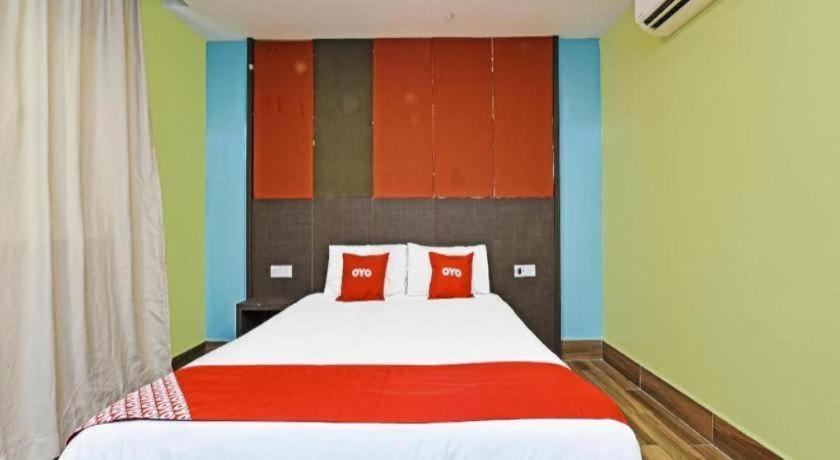 Hotel Capital O 90574 Glo 3*