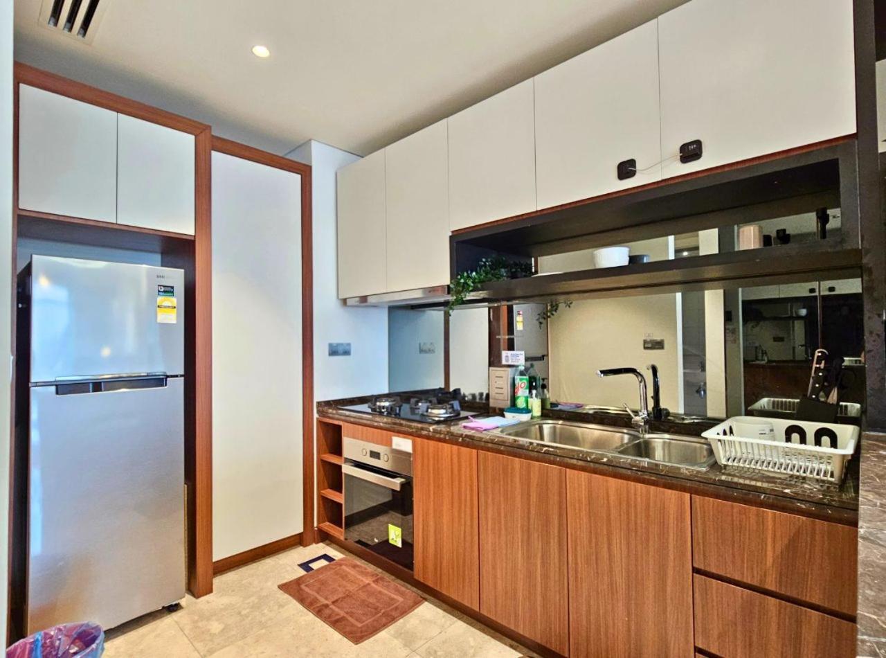 Anggun Residences Klcc: Near Monorail And Bukit Bintang