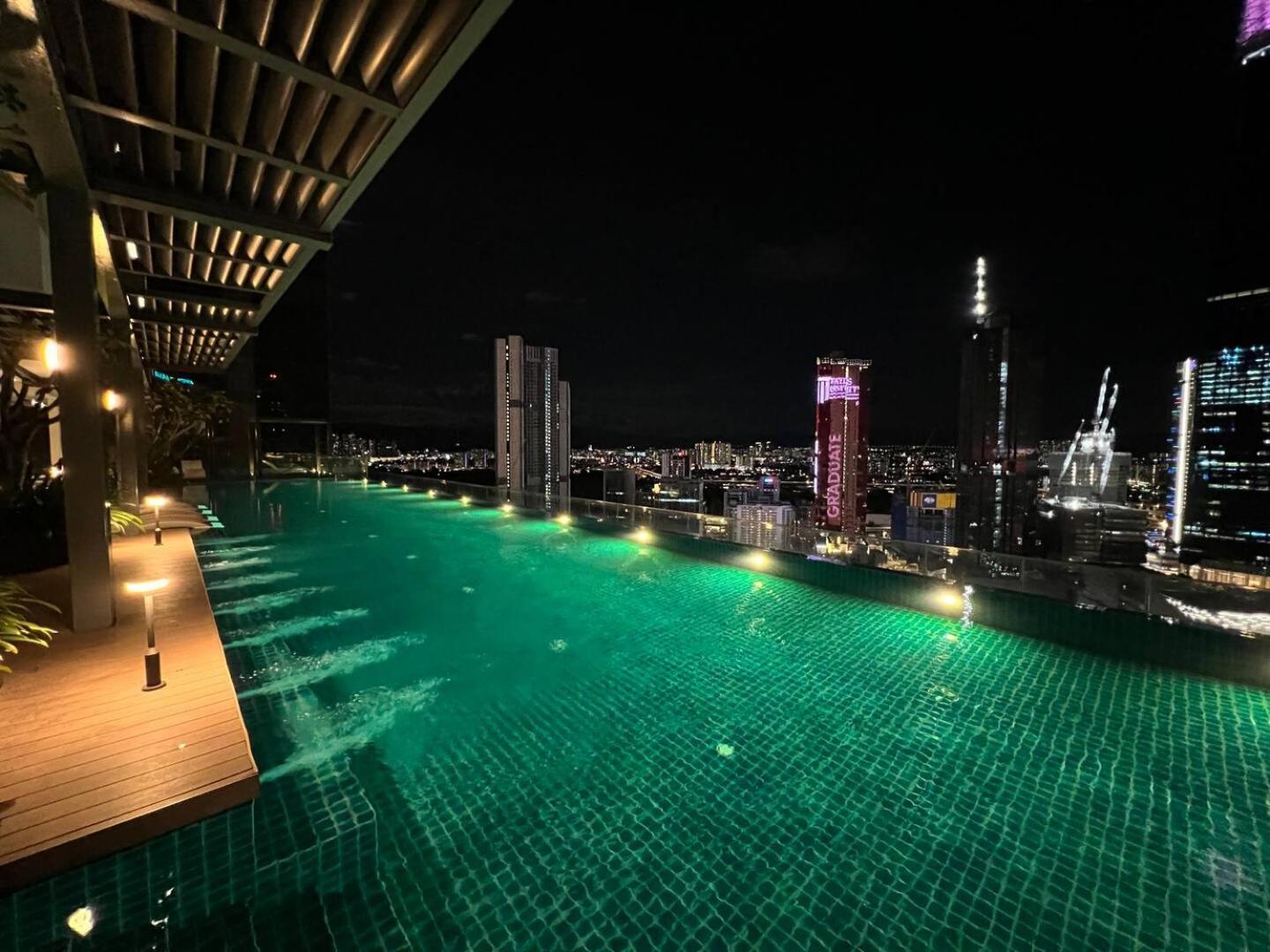 Tribecatrx By Zenglo 5min Walk To The Exchange Trx *