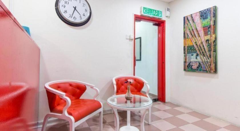 Hotel Oyo 304 Zero Hour 3*