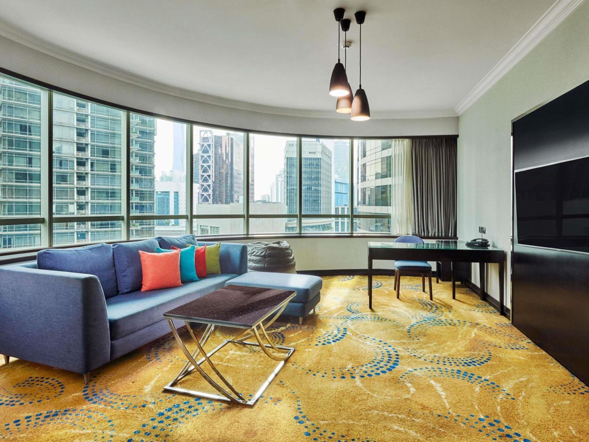 Pullman Centre & Residences Hotel