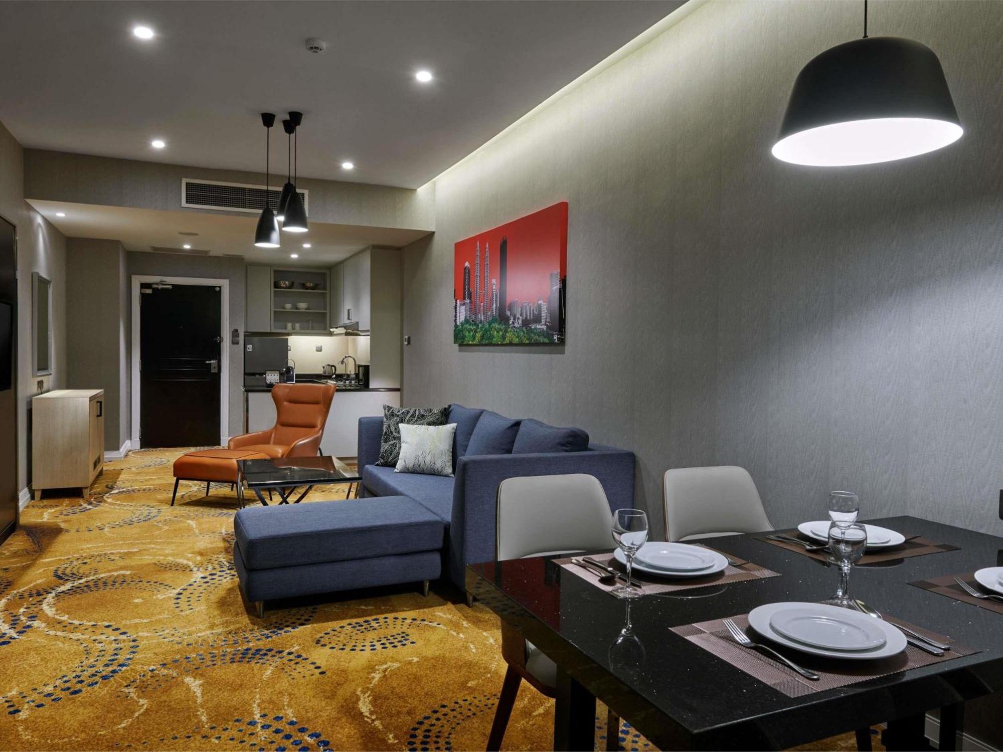 Pullman Centre & Residences 5*