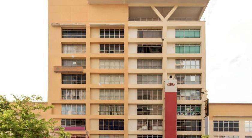 Oyo 90429 Narasindo Hotel 2*