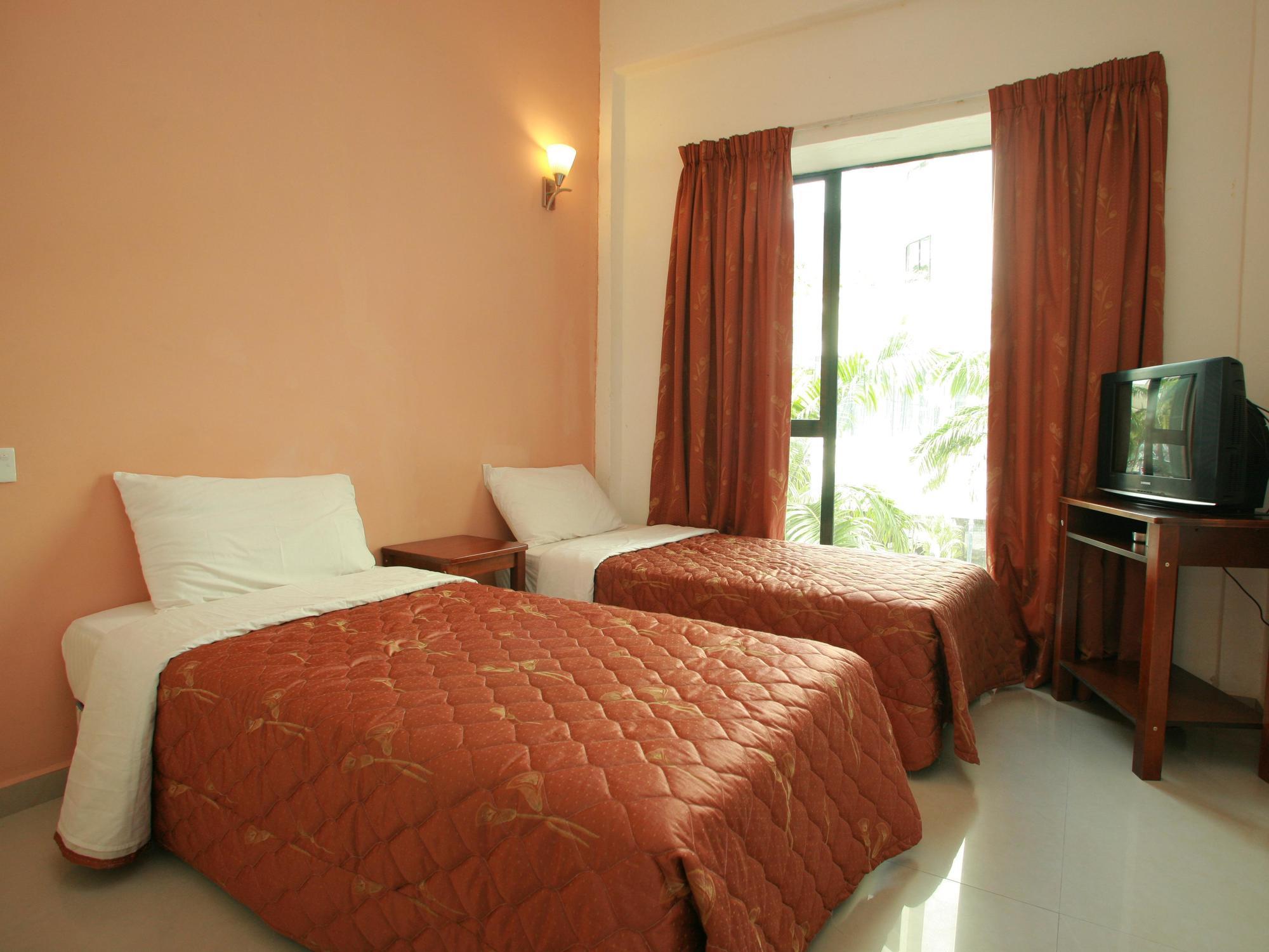 Bintang Garden Hotel 2*