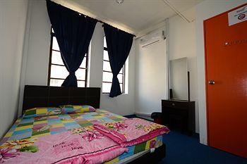 Hostel Submarine China Town *