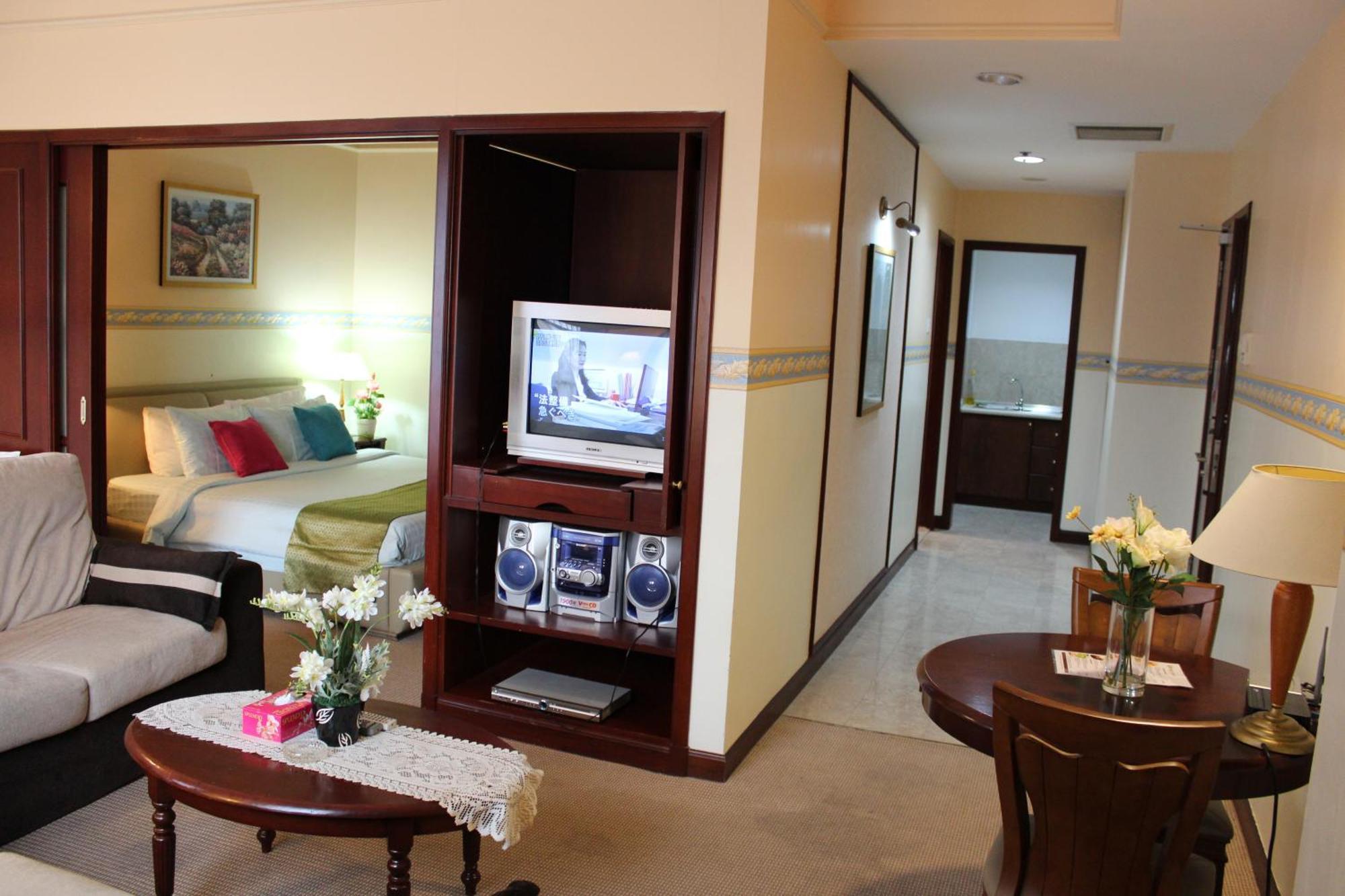 Pangsapuri Lexus Service Suites @ Times Square Kl