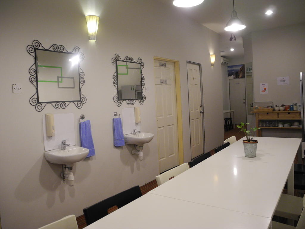 Hostel Submarine China Town Kuala Lumpur