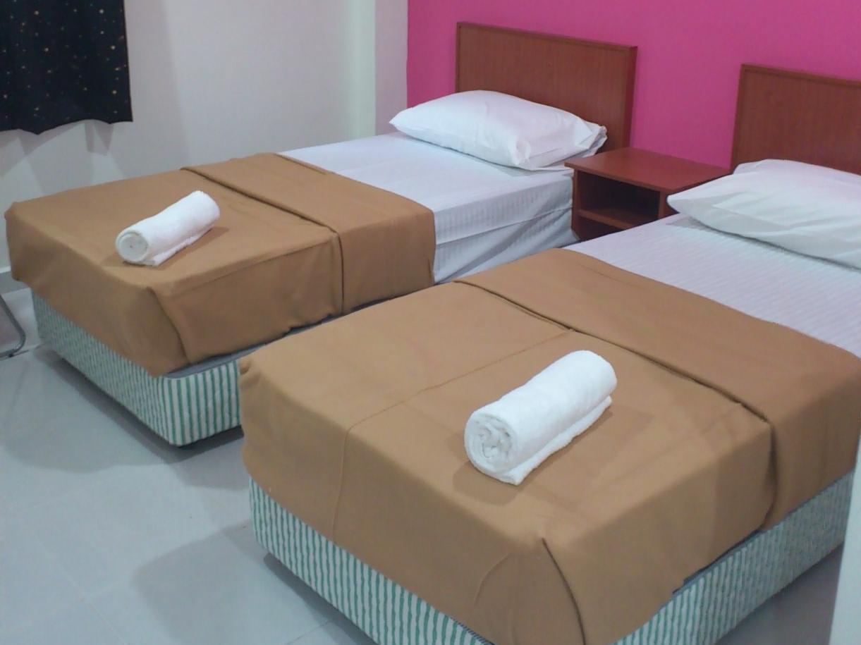 Putra Kajang Star 3*