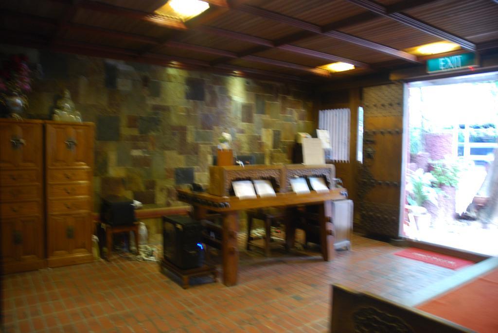 Hostel Rainforest *
