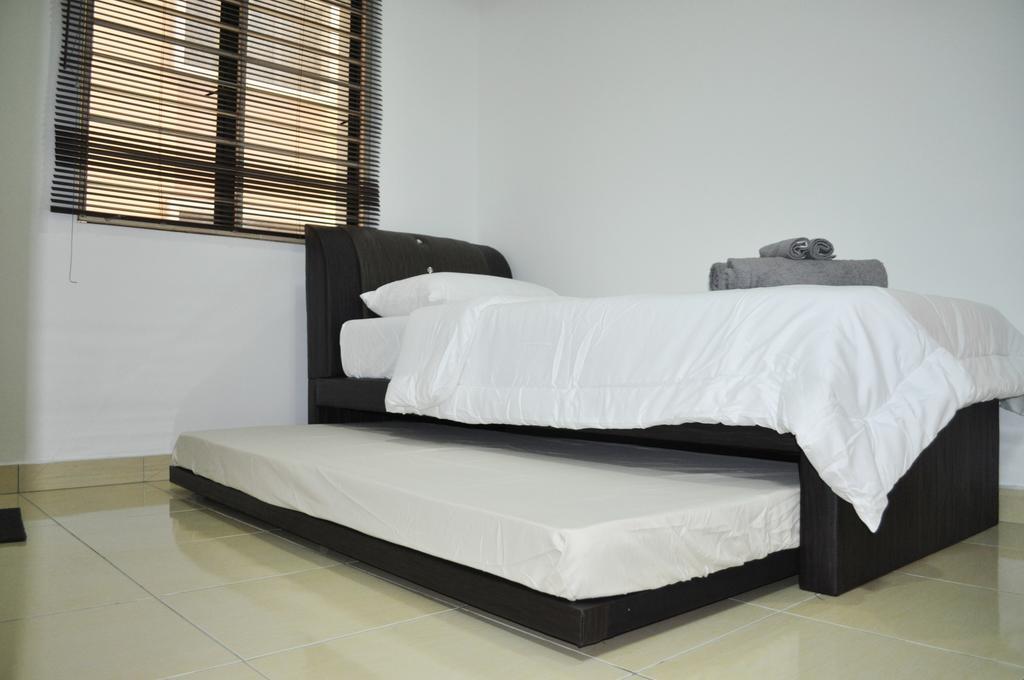 Apartment Putra Short Kl