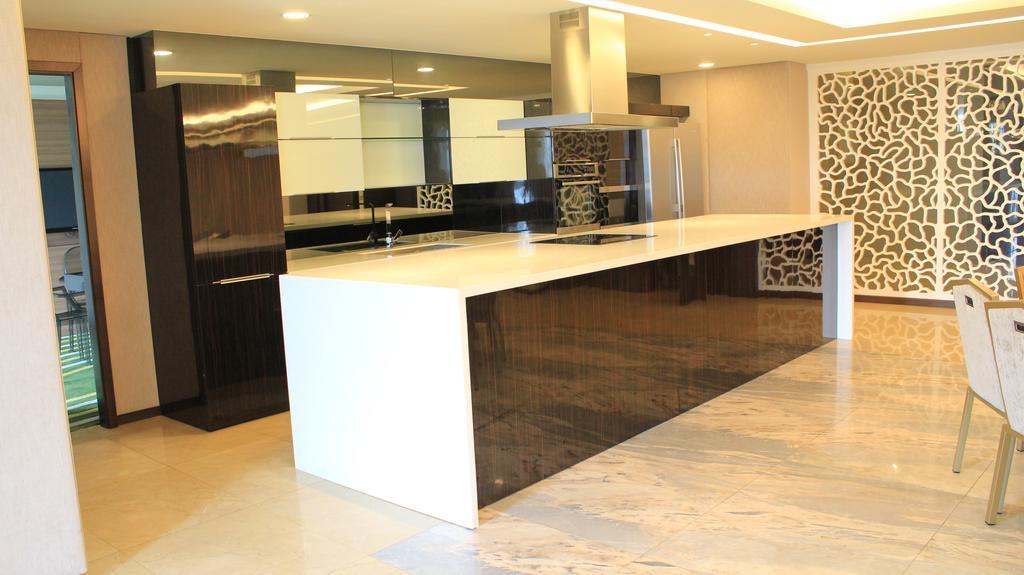 Apartment Royal Regent Condominium *