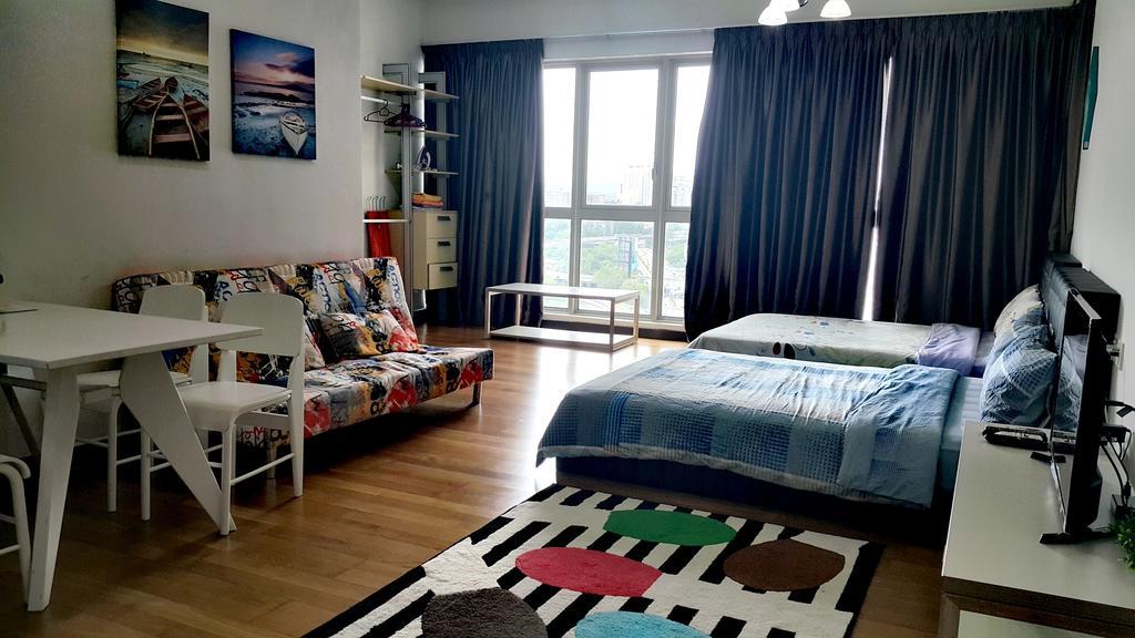 Regalia @ Homestay Apartment *